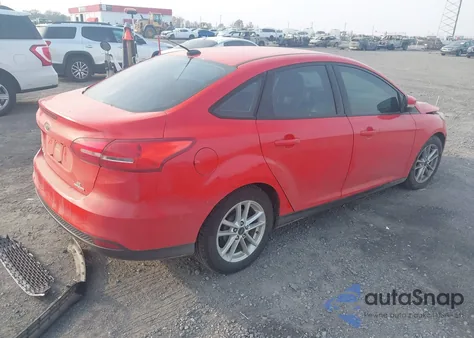 2016 Ford Focus Se z USA, uszkodzony, nr VIN 1FADP3F28GL297282